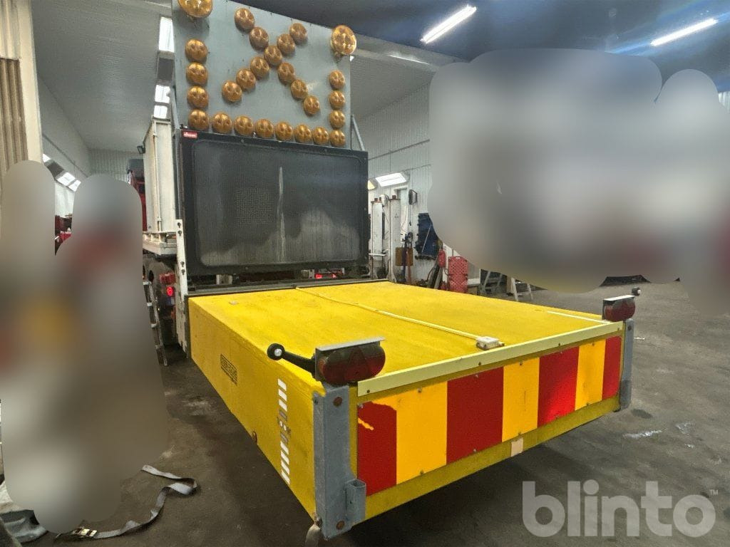 Stuer-egghe Nissen - Equipo de construcción: foto 1 Stuer-egghe Nissen - Equipo de construcción: foto 1