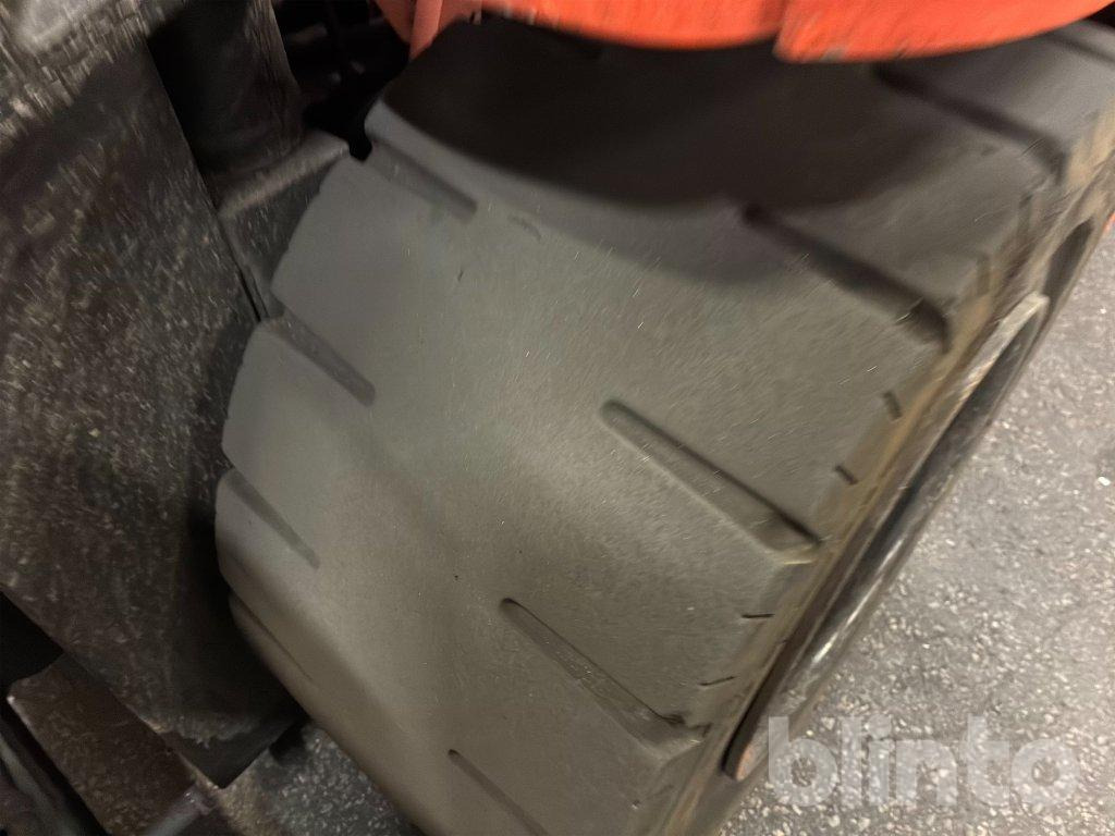 Carretilla elevadora eléctrica Toyota 8FBMT50: foto 14