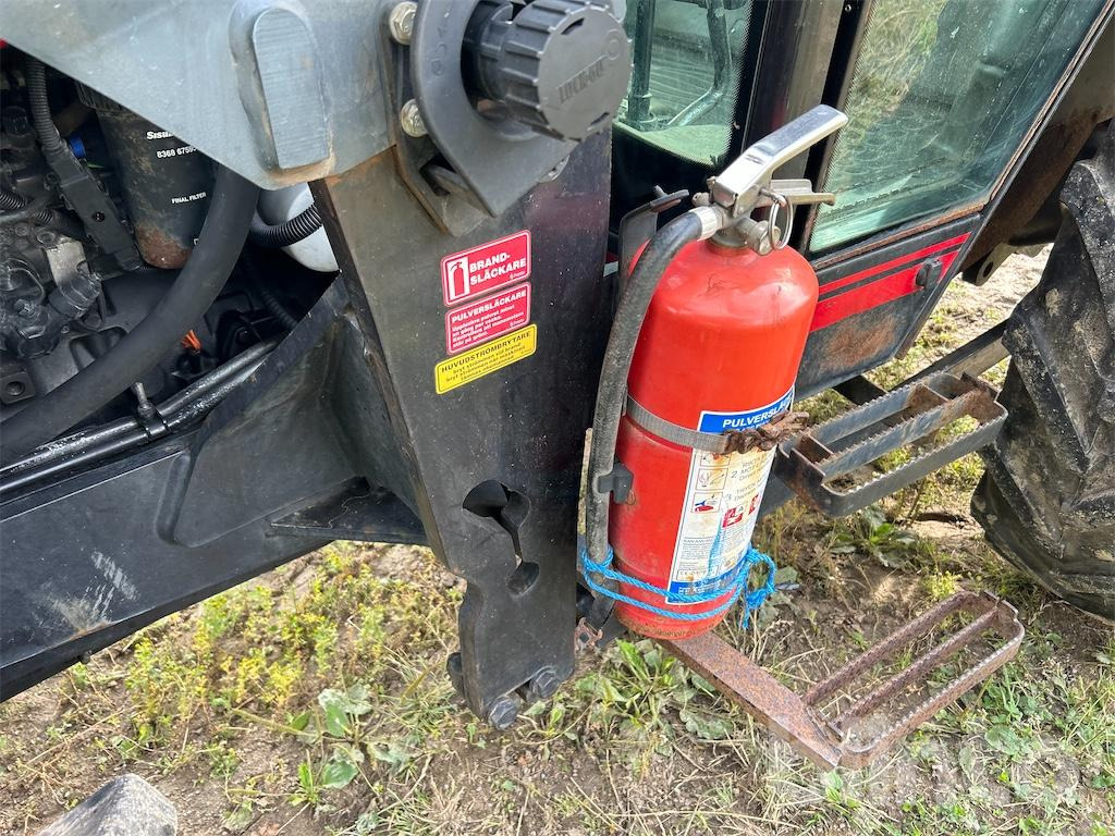 Tractor VALTRA A-SERIES A72 - Lastare - 4 Redskap: foto 14