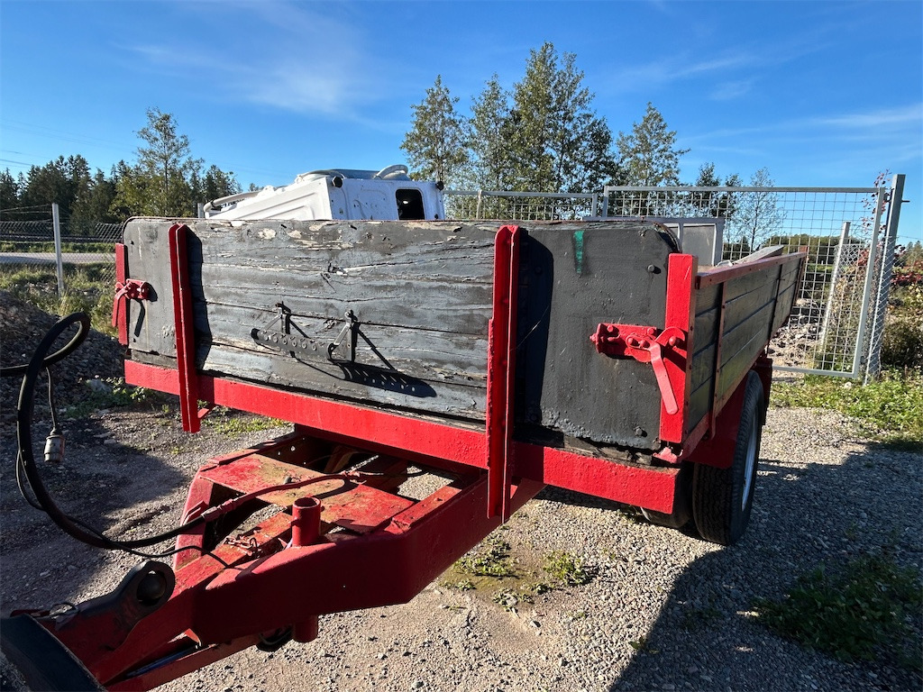 Tractor VOLVO-BM T 650 med mycket medföljande utrustning!: foto 47