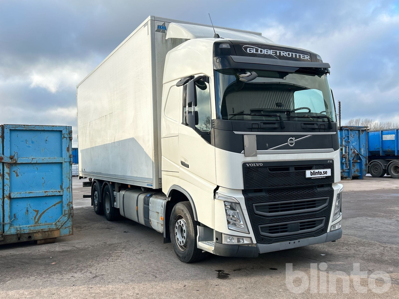 VOLVO FH - Camión caja cerrada: foto 4 VOLVO FH - Camión caja cerrada: foto 4