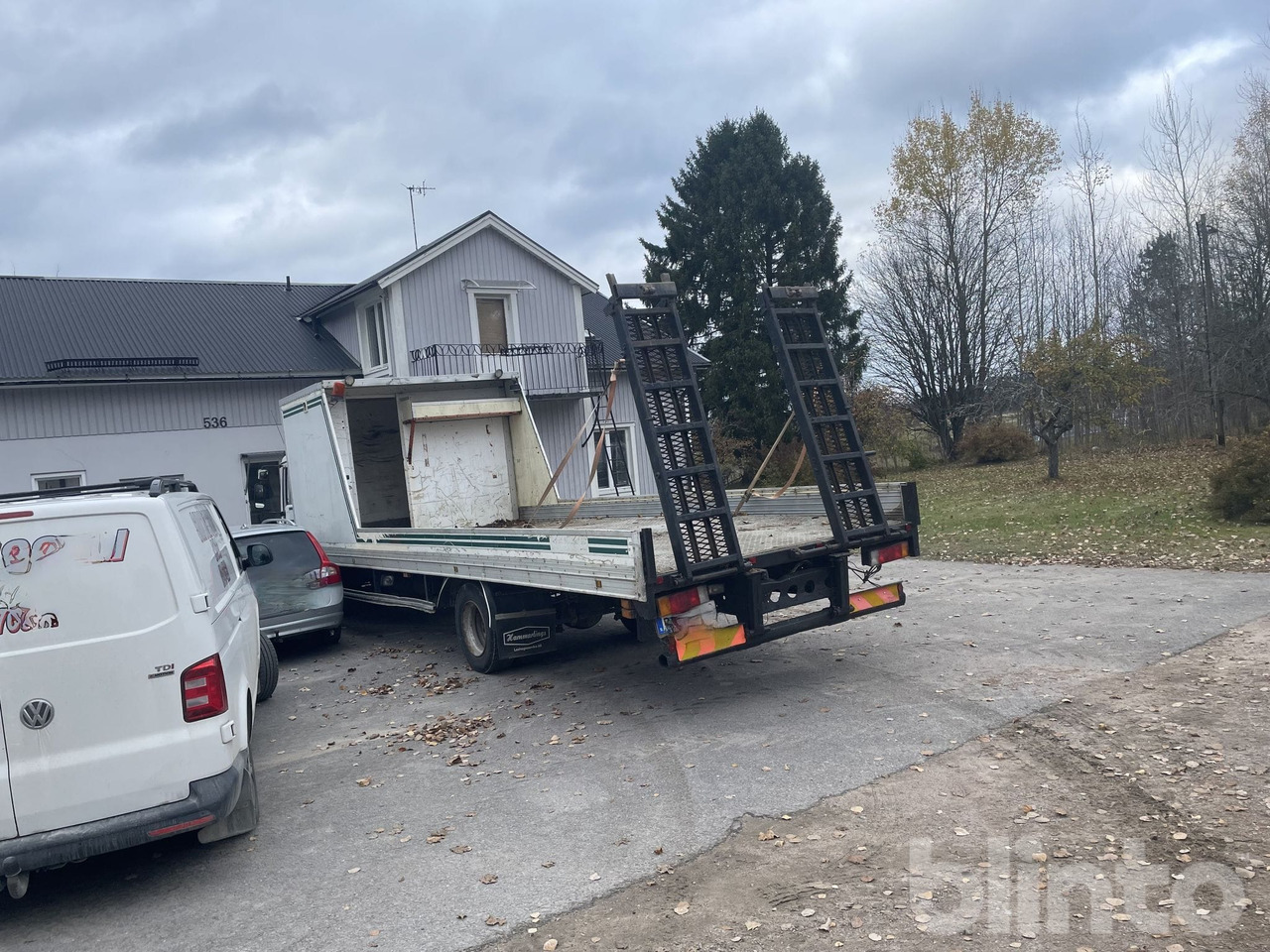 VOLVO FL612 4X2 med ramper - Camión caja abierta: foto 5 VOLVO FL612 4X2 med ramper - Camión caja abierta: foto 5