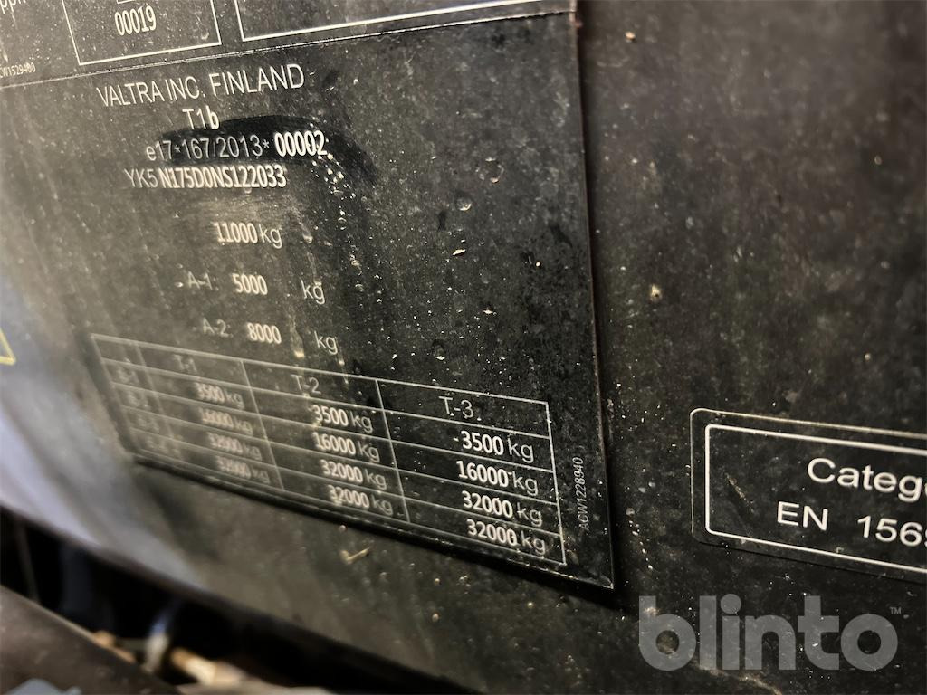 Valtra N 175 D CS201SN - Tractor: foto 5 Valtra N 175 D CS201SN - Tractor: foto 5