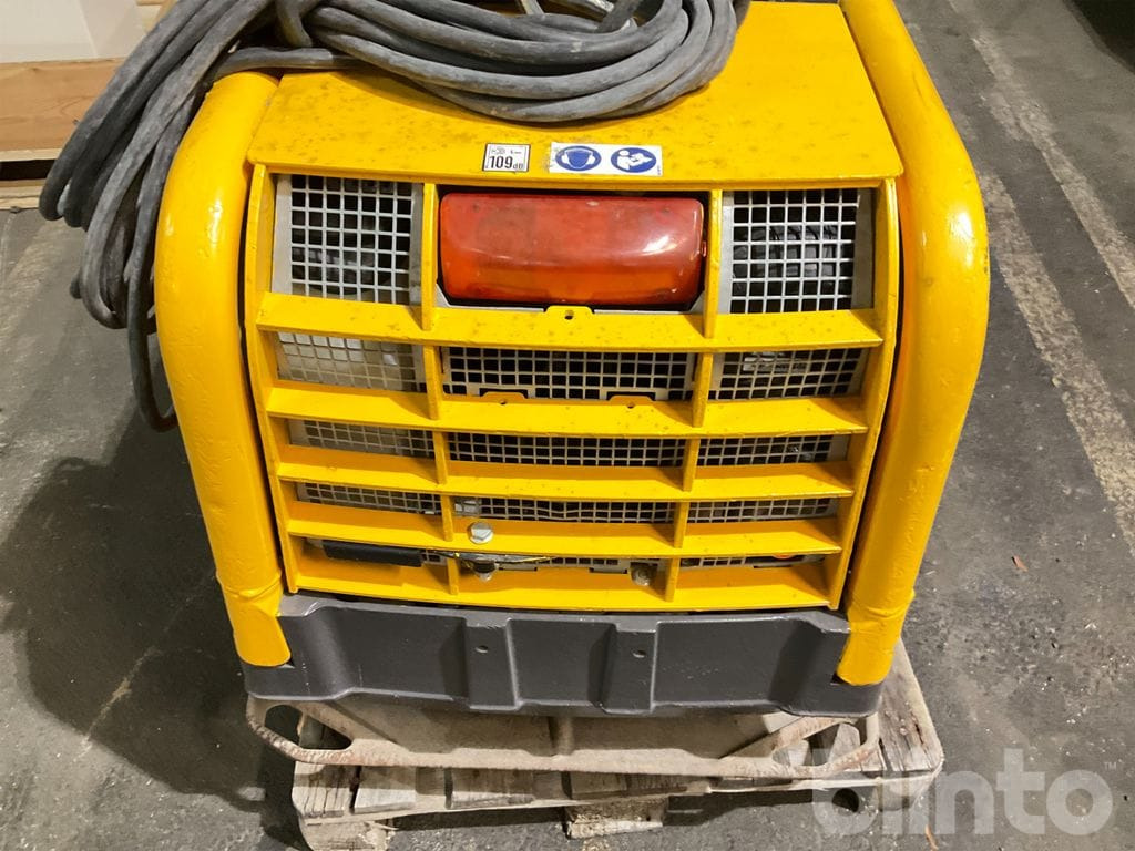 Plancha reversible Wacker Neuson DPU-80 R: foto 10