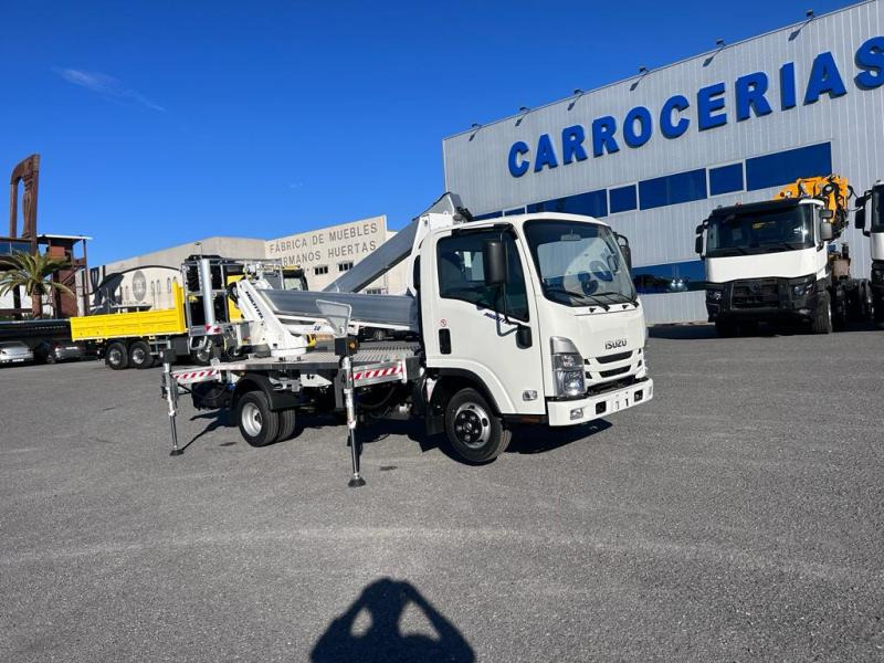 Isuzu HX200 - Camión con plataforma elevadora: foto 5 Isuzu HX200 - Camión con plataforma elevadora: foto 5