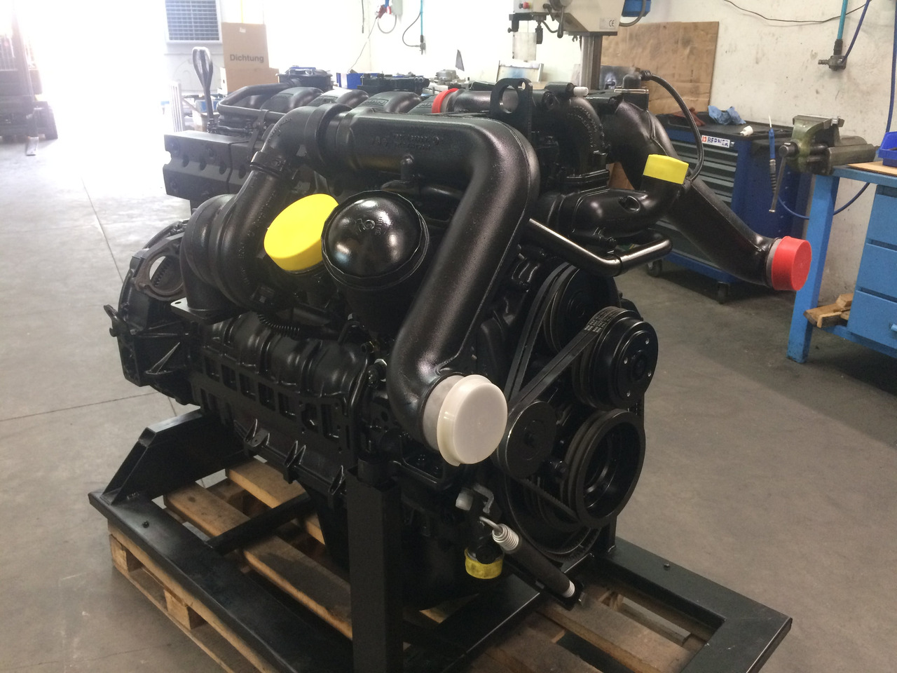 MOTORE COMPLETO MAN D2876LF02 - 338kW / 460CV - EURO 2 - Motor: foto 1 MOTORE COMPLETO MAN D2876LF02 - 338kW / 460CV - EURO 2 - Motor: foto 1