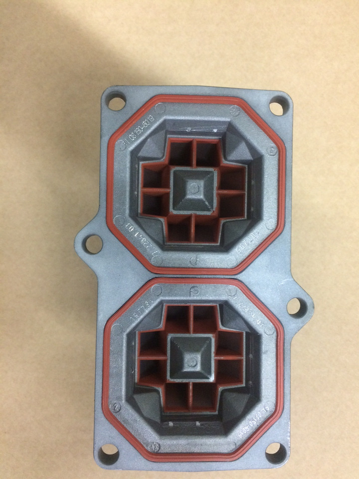 SARACINESCA EGR RIF. MAN 51081506101 - Motor y piezas para Camión: foto 3 SARACINESCA EGR RIF. MAN 51081506101 - Motor y piezas para Camión: foto 3