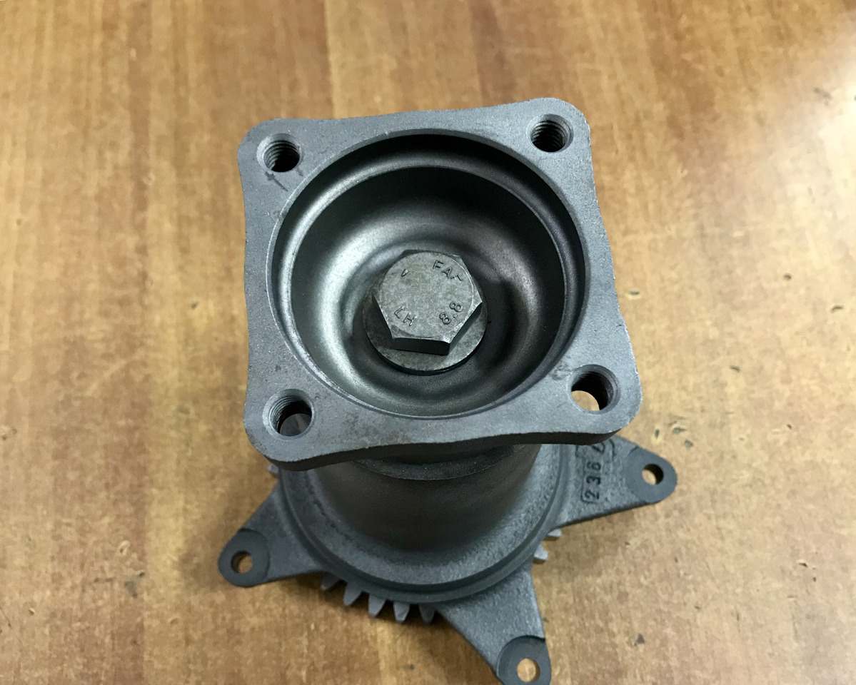 SUPPORTO PORTA VENTILATORE COMPLETO - MOTORI MAN D2066 / MAN D2676 - Sistema de refrigeración para Camión: foto 1 SUPPORTO PORTA VENTILATORE COMPLETO - MOTORI MAN D2066 / MAN D2676 - Sistema de refrigeración para Camión: foto 1