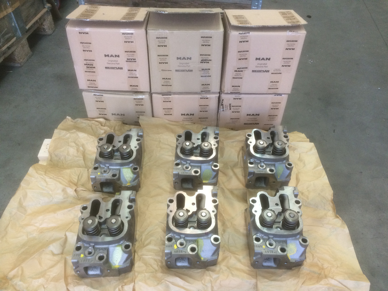 TESTATA MAN E2866 / E2876 / E2848 / E2842 - GAS - Cabezal de bloque: foto 1 TESTATA MAN E2866 / E2876 / E2848 / E2842 - GAS - Cabezal de bloque: foto 1