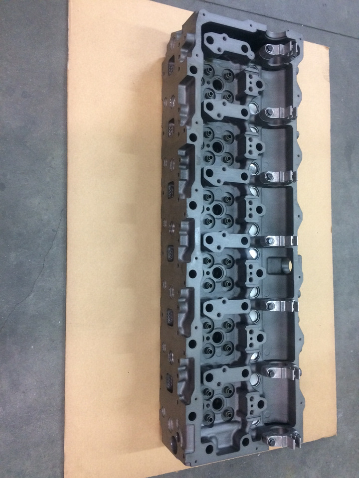 TESTATE MOTORI MAN D2066 - D2676 - NUDE / COMPLETE DI VALVOLE - Cabezal de bloque para Camión: foto 3 TESTATE MOTORI MAN D2066 - D2676 - NUDE / COMPLETE DI VALVOLE - Cabezal de bloque para Camión: foto 3