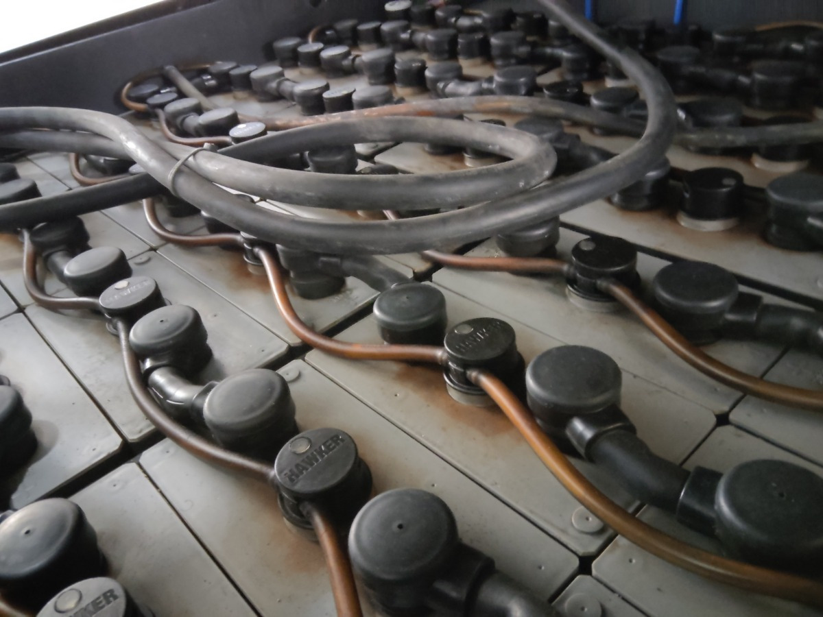 Linde E25HL-01/600 - Carretilla elevadora eléctrica: foto 4 Linde E25HL-01/600 - Carretilla elevadora eléctrica: foto 4