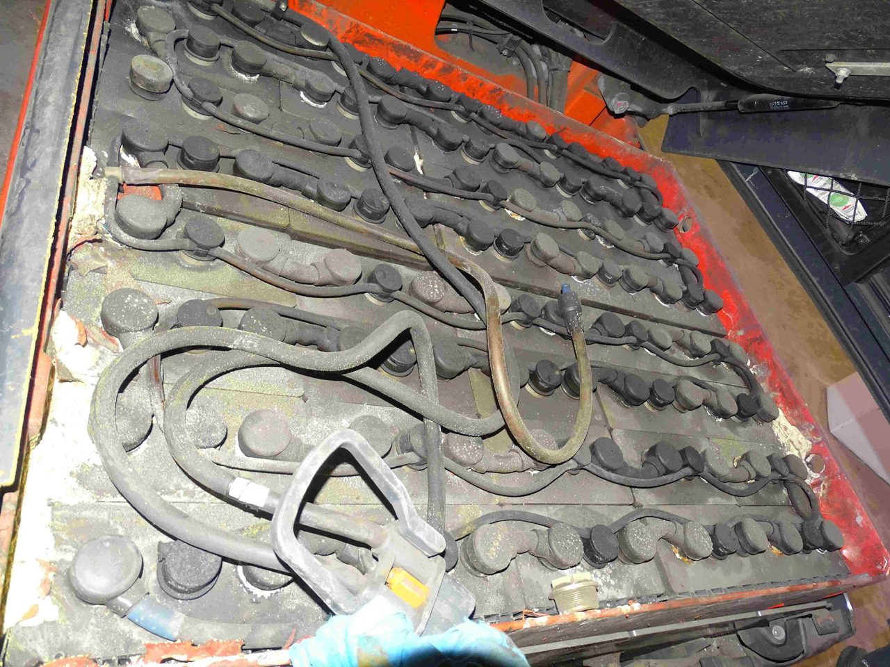 Linde E30HL-01/600 - Carretilla elevadora eléctrica: foto 4 Linde E30HL-01/600 - Carretilla elevadora eléctrica: foto 4