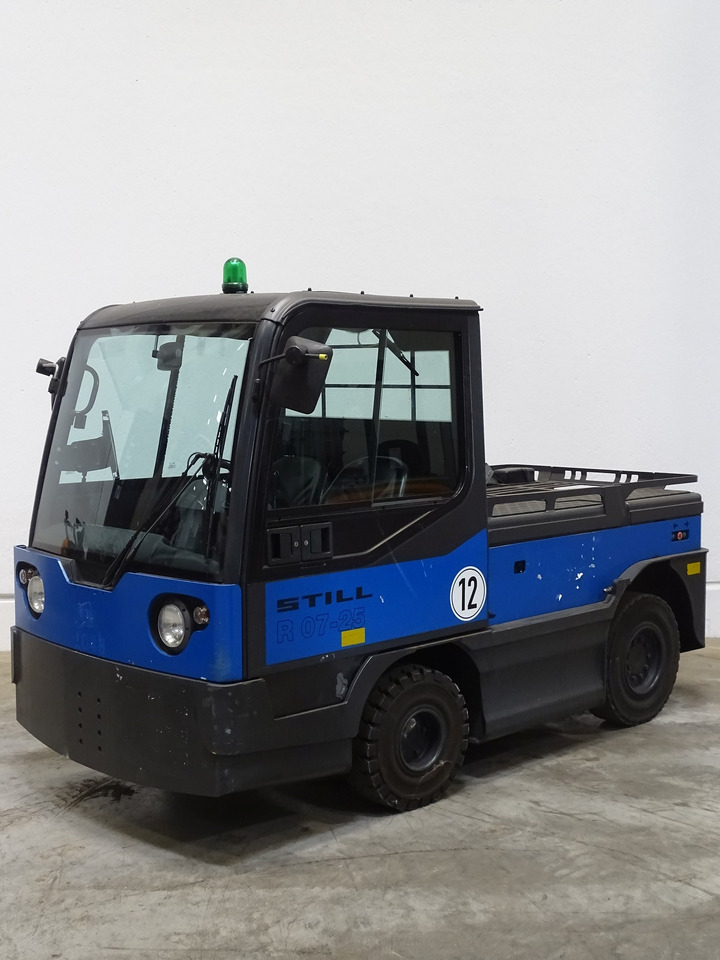 Linde P250 - Remolcadora: foto 1 Linde P250 - Remolcadora: foto 1