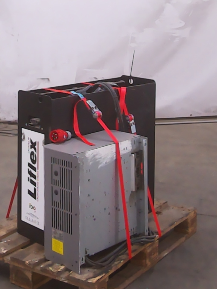 Weitere 24V240AH - Maquinaria de construcción: foto 2 Weitere 24V240AH - Maquinaria de construcción: foto 2