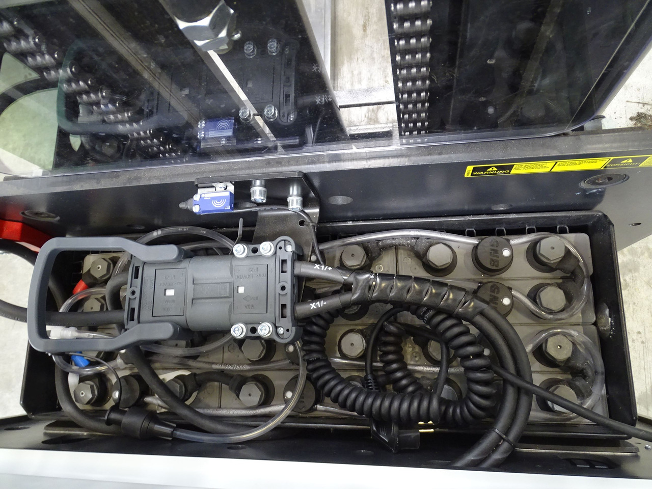 Mitsubishi SBP12N3 - Apilador: foto 4 Mitsubishi SBP12N3 - Apilador: foto 4