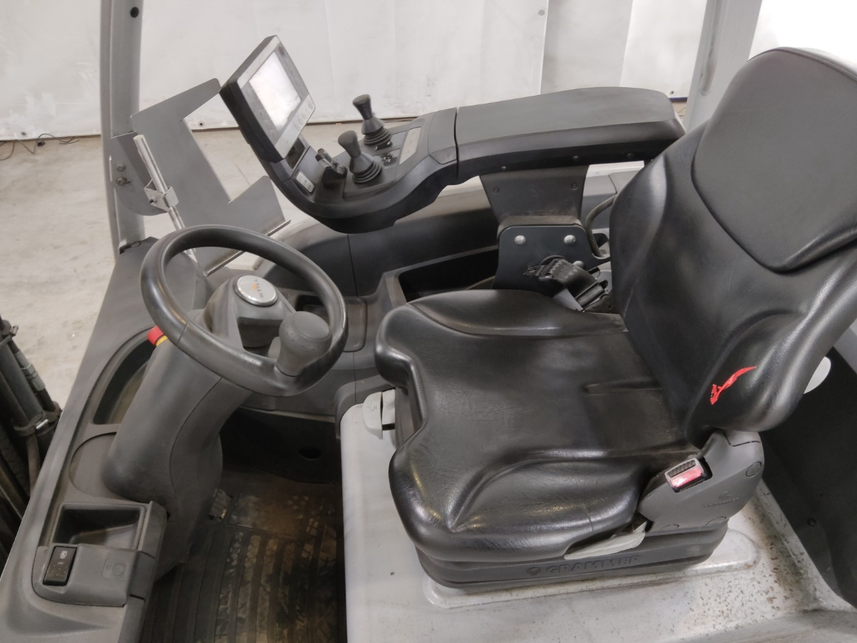 STILL RX20-16 - Carretilla elevadora eléctrica: foto 3 STILL RX20-16 - Carretilla elevadora eléctrica: foto 3