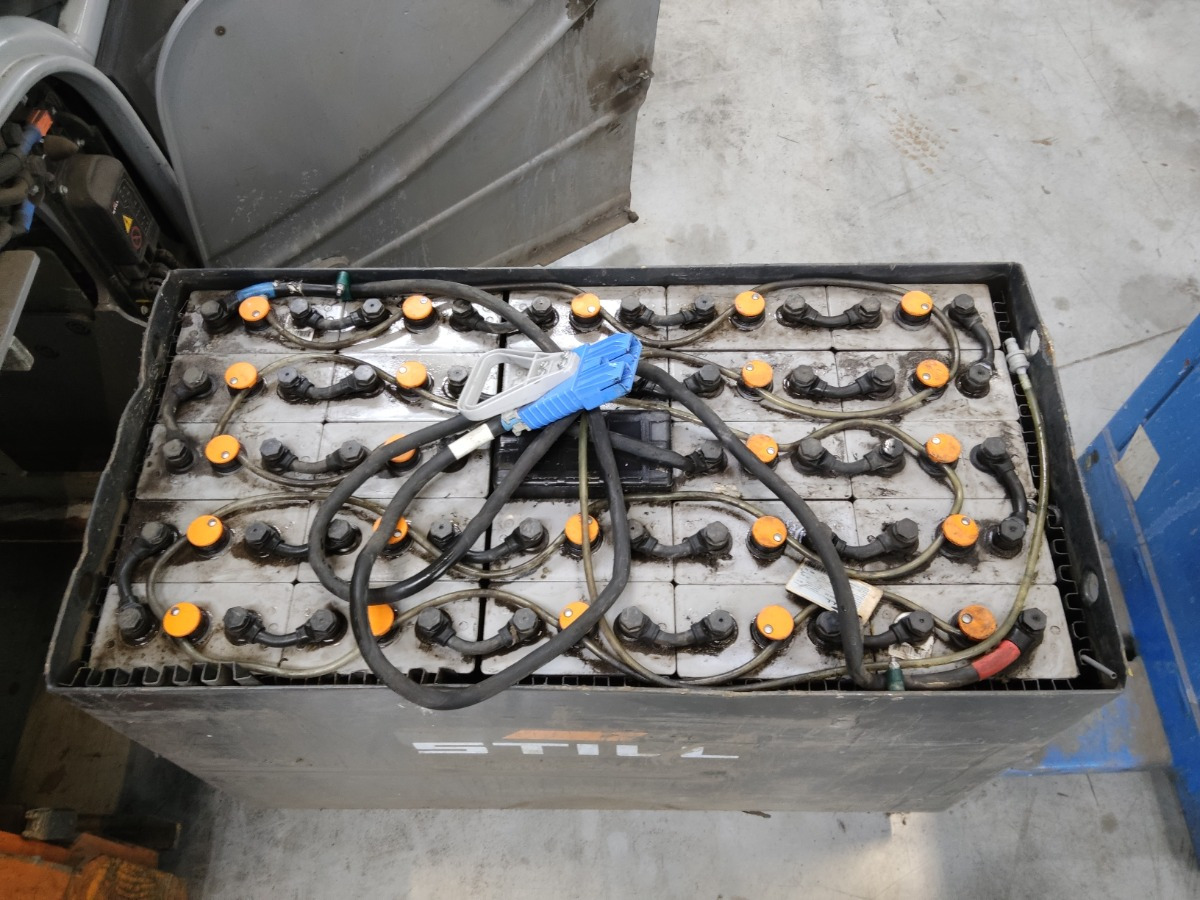 STILL RX20-16 - Carretilla elevadora eléctrica: foto 4 STILL RX20-16 - Carretilla elevadora eléctrica: foto 4