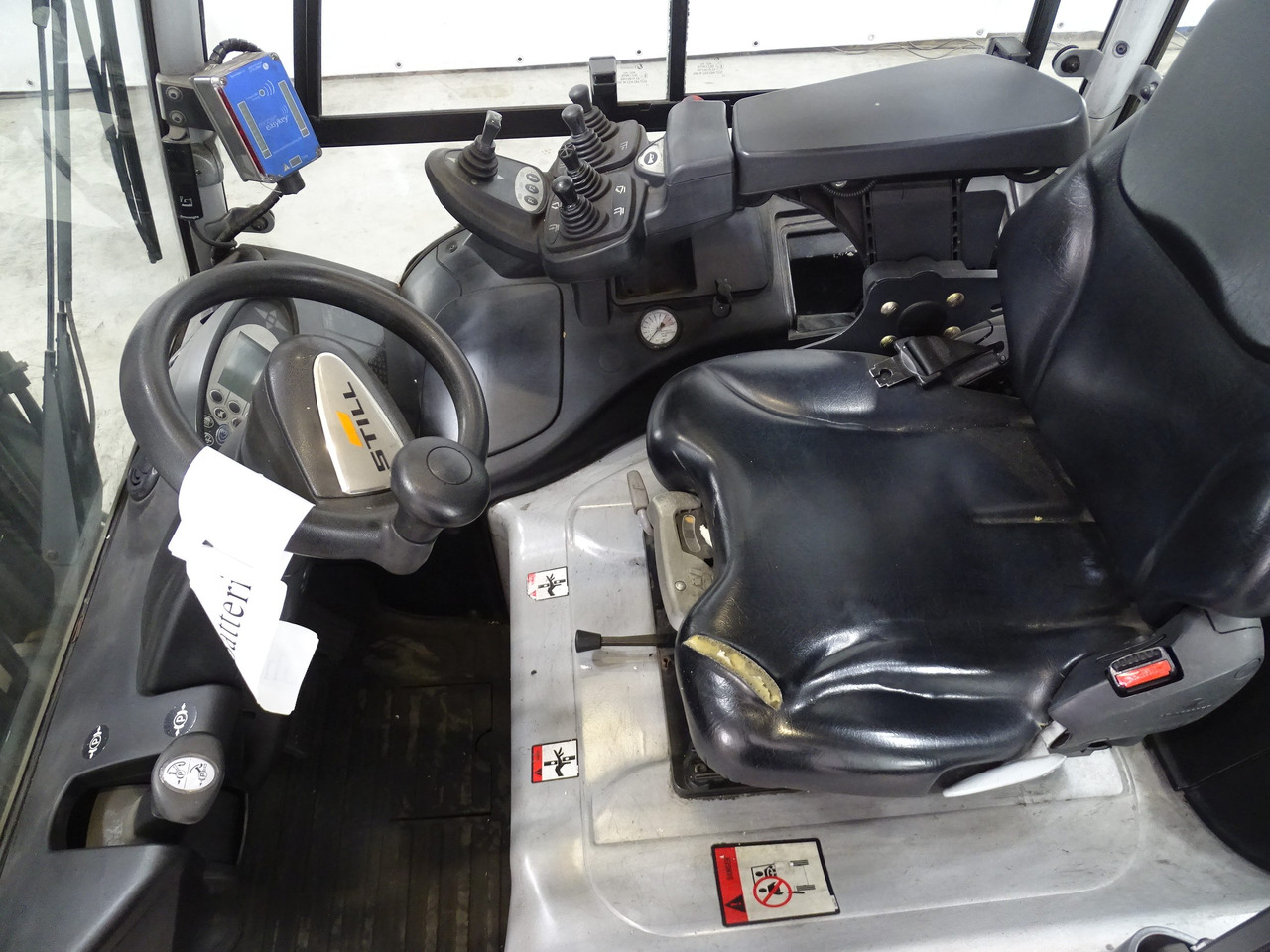 STILL RX20-16P - Carretilla elevadora eléctrica: foto 3 STILL RX20-16P - Carretilla elevadora eléctrica: foto 3