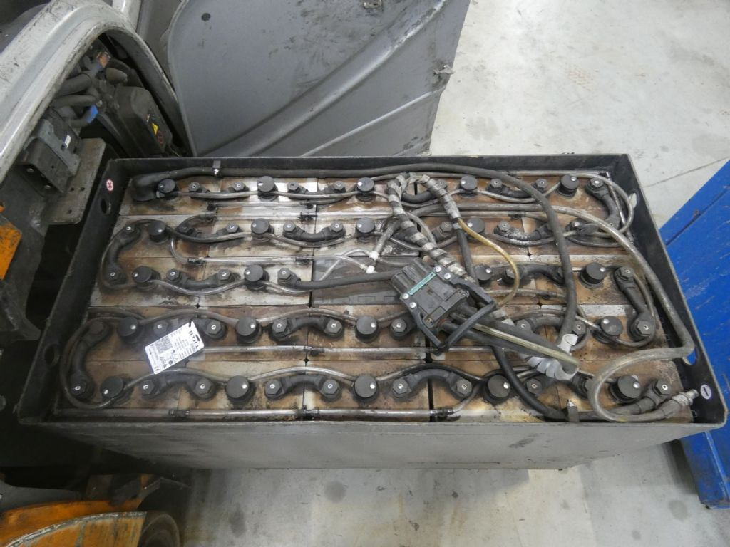 STILL RX20-16P - Carretilla elevadora eléctrica: foto 4 STILL RX20-16P - Carretilla elevadora eléctrica: foto 4