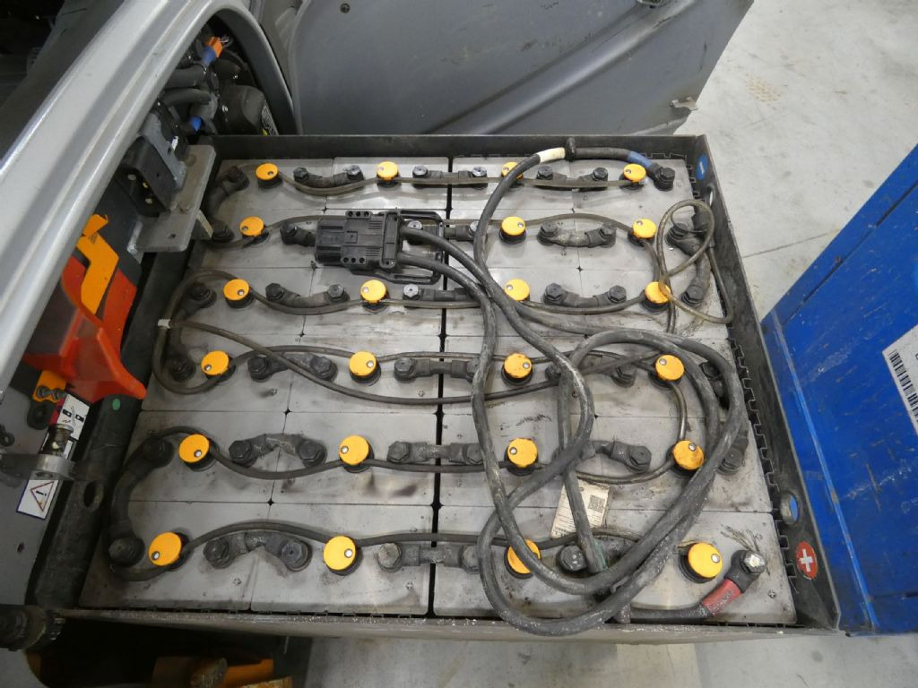 STILL RX20-20L - Carretilla elevadora eléctrica: foto 4 STILL RX20-20L - Carretilla elevadora eléctrica: foto 4