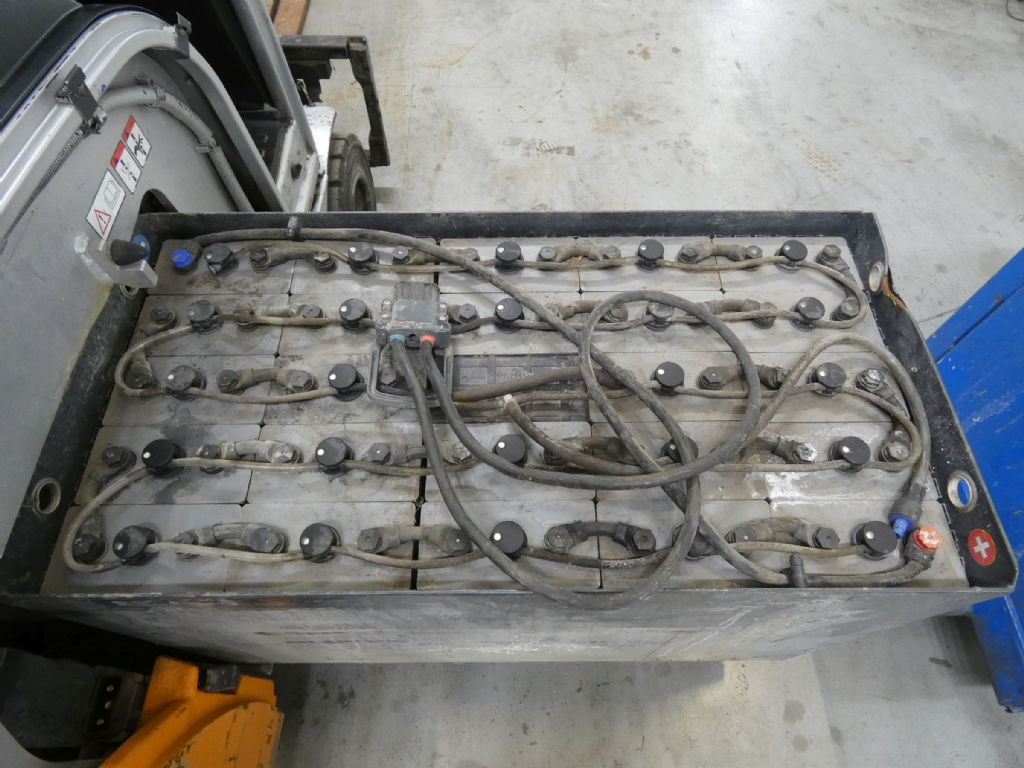 STILL RX20-20P - Carretilla elevadora eléctrica: foto 4 STILL RX20-20P - Carretilla elevadora eléctrica: foto 4