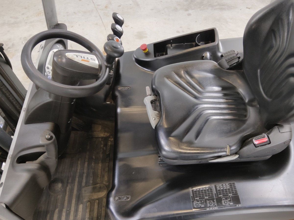 STILL RX50-15 - Carretilla elevadora eléctrica: foto 3 STILL RX50-15 - Carretilla elevadora eléctrica: foto 3