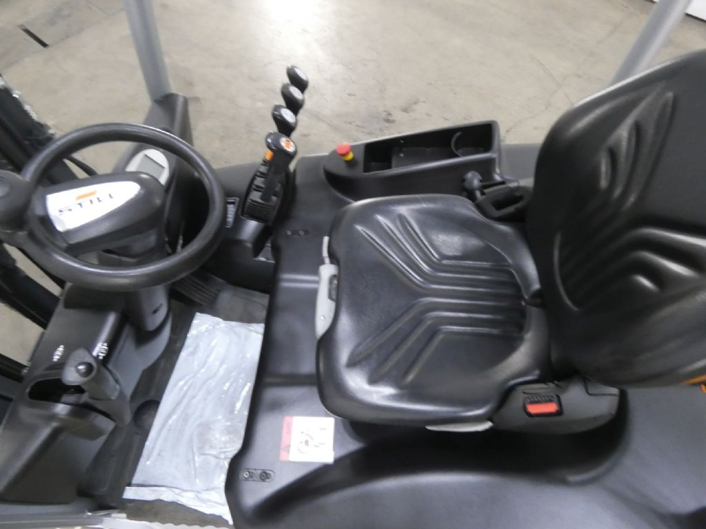 STILL RX50-15 - Carretilla elevadora eléctrica: foto 3 STILL RX50-15 - Carretilla elevadora eléctrica: foto 3