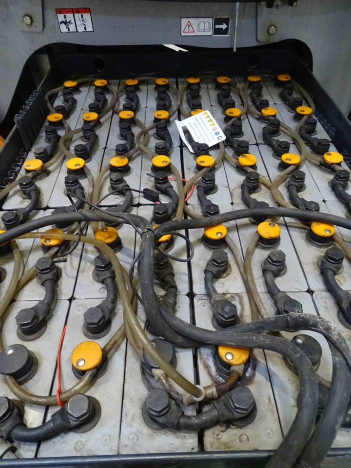 STILL RX60-25 - Carretilla elevadora eléctrica: foto 4 STILL RX60-25 - Carretilla elevadora eléctrica: foto 4