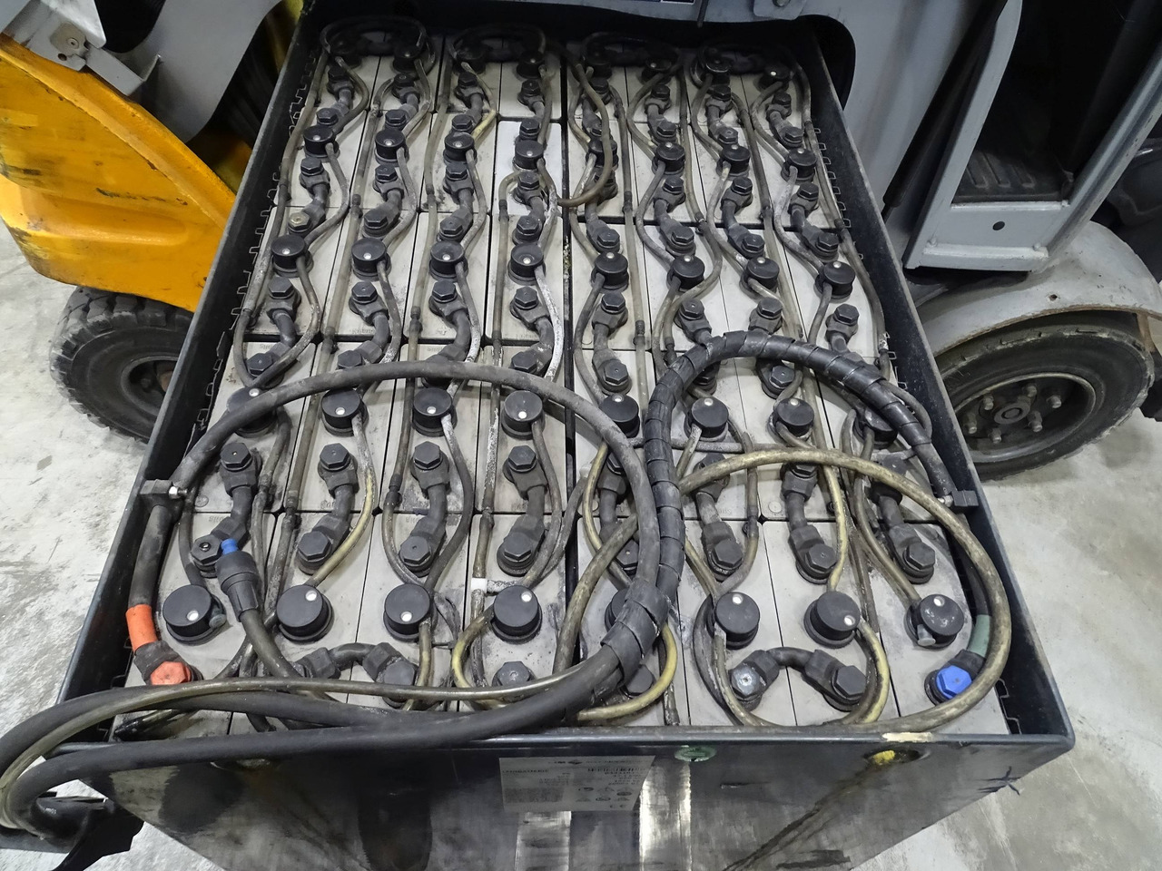 STILL RX60-30 - Carretilla elevadora eléctrica: foto 4 STILL RX60-30 - Carretilla elevadora eléctrica: foto 4