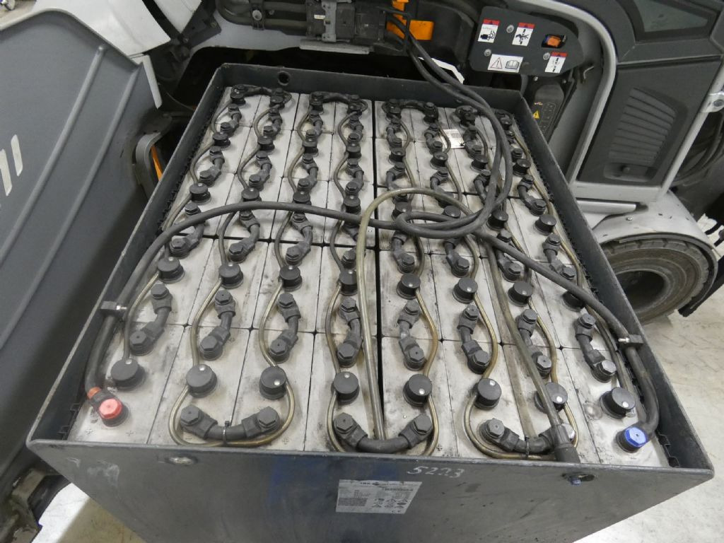 STILL RX60-30L - Carretilla elevadora eléctrica: foto 4 STILL RX60-30L - Carretilla elevadora eléctrica: foto 4