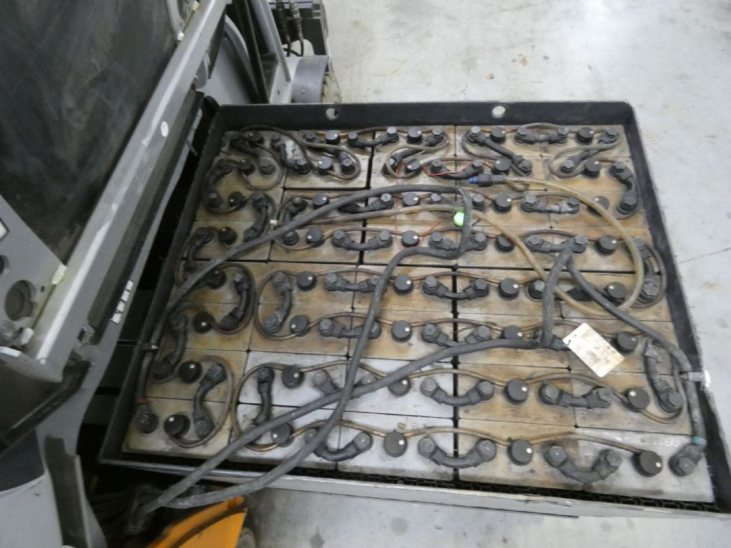 STILL RX60-30L - Carretilla elevadora eléctrica: foto 4 STILL RX60-30L - Carretilla elevadora eléctrica: foto 4