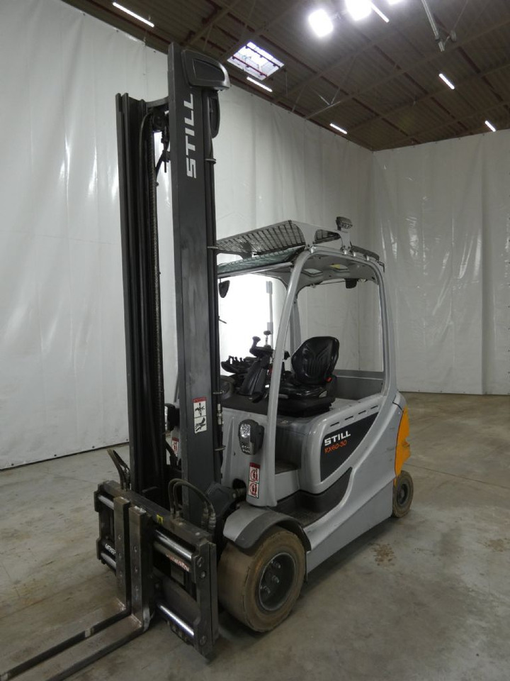 STILL RX60-30L - Carretilla elevadora eléctrica: foto 1 STILL RX60-30L - Carretilla elevadora eléctrica: foto 1