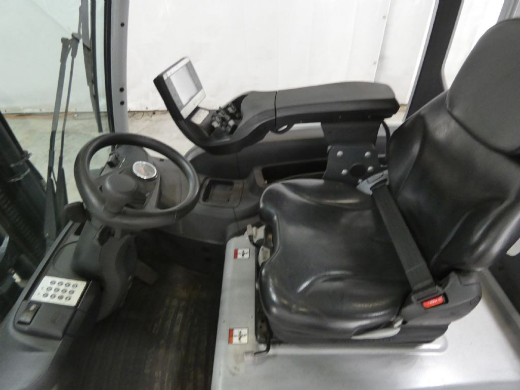 STILL RX60-30L - Carretilla elevadora eléctrica: foto 3 STILL RX60-30L - Carretilla elevadora eléctrica: foto 3