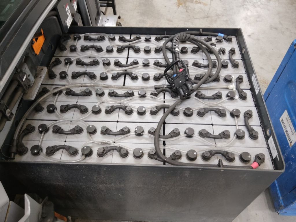 STILL RX60-35L - Carretilla elevadora eléctrica: foto 4 STILL RX60-35L - Carretilla elevadora eléctrica: foto 4