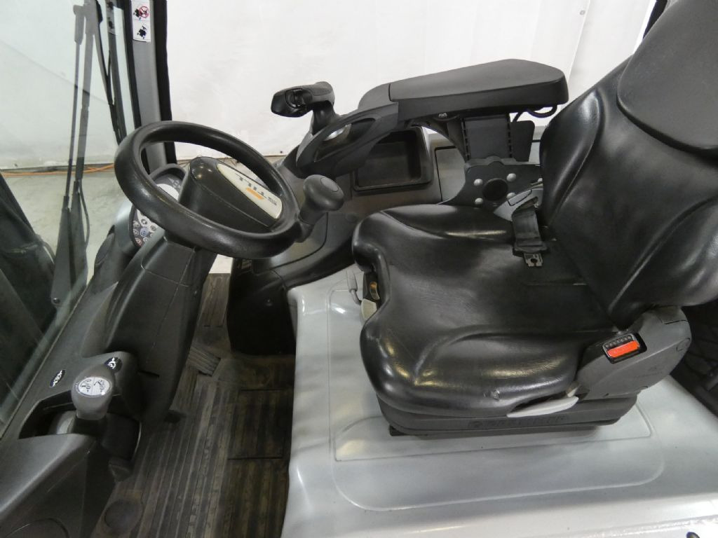 STILL RX60-50 - Carretilla elevadora eléctrica: foto 3 STILL RX60-50 - Carretilla elevadora eléctrica: foto 3