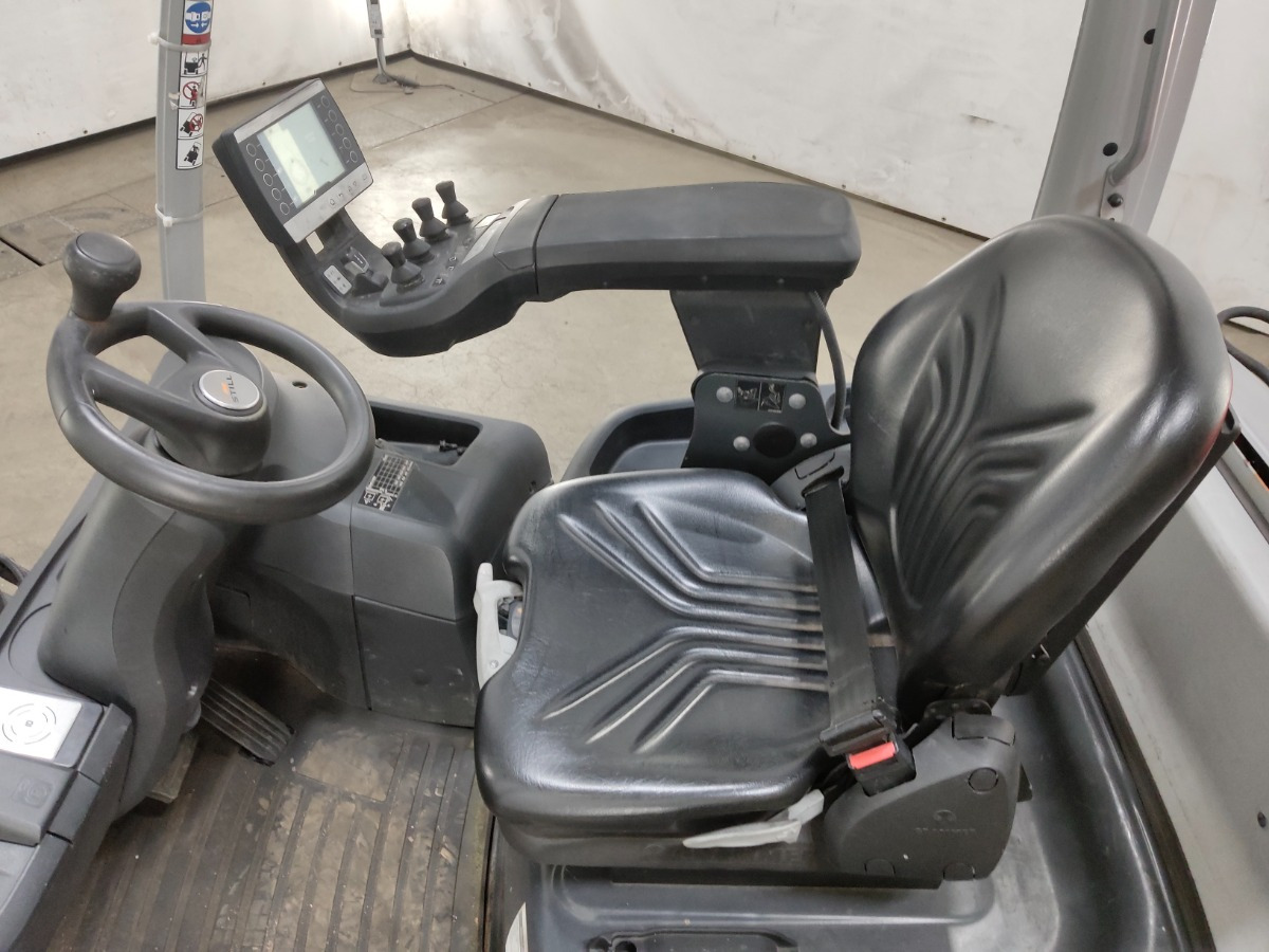 STILL RX70-25T - Carretilla elevadora: foto 3 STILL RX70-25T - Carretilla elevadora: foto 3