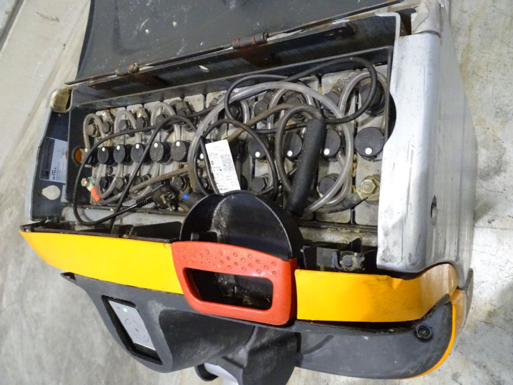 Still EXU18 - Transpaleta: foto 4 Still EXU18 - Transpaleta: foto 4