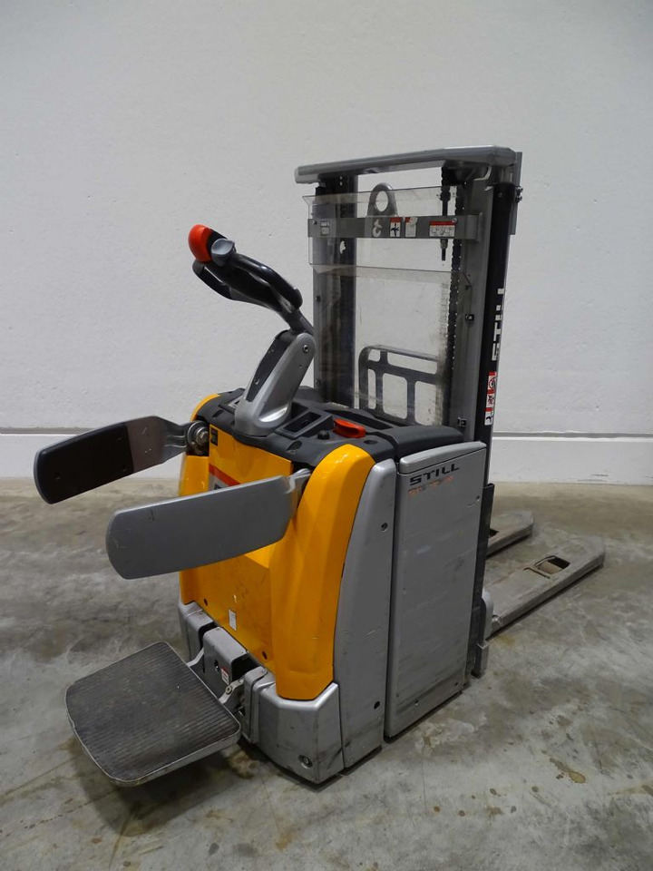 Still EXV-SF14 - Apilador: foto 2 Still EXV-SF14 - Apilador: foto 2