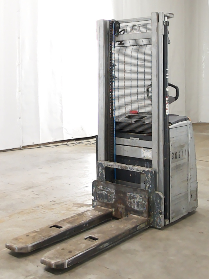 Still EXV14 - Apilador: foto 1 Still EXV14 - Apilador: foto 1