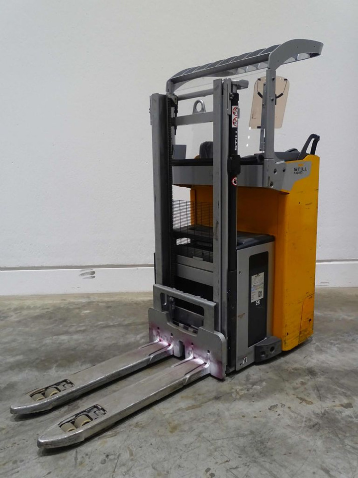 Still FXD20 - Apilador: foto 1 Still FXD20 - Apilador: foto 1
