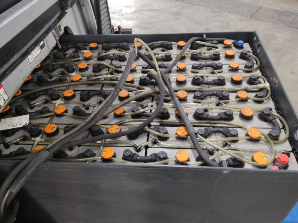 Still RX60-25/600 - Carretilla elevadora eléctrica: foto 4 Still RX60-25/600 - Carretilla elevadora eléctrica: foto 4