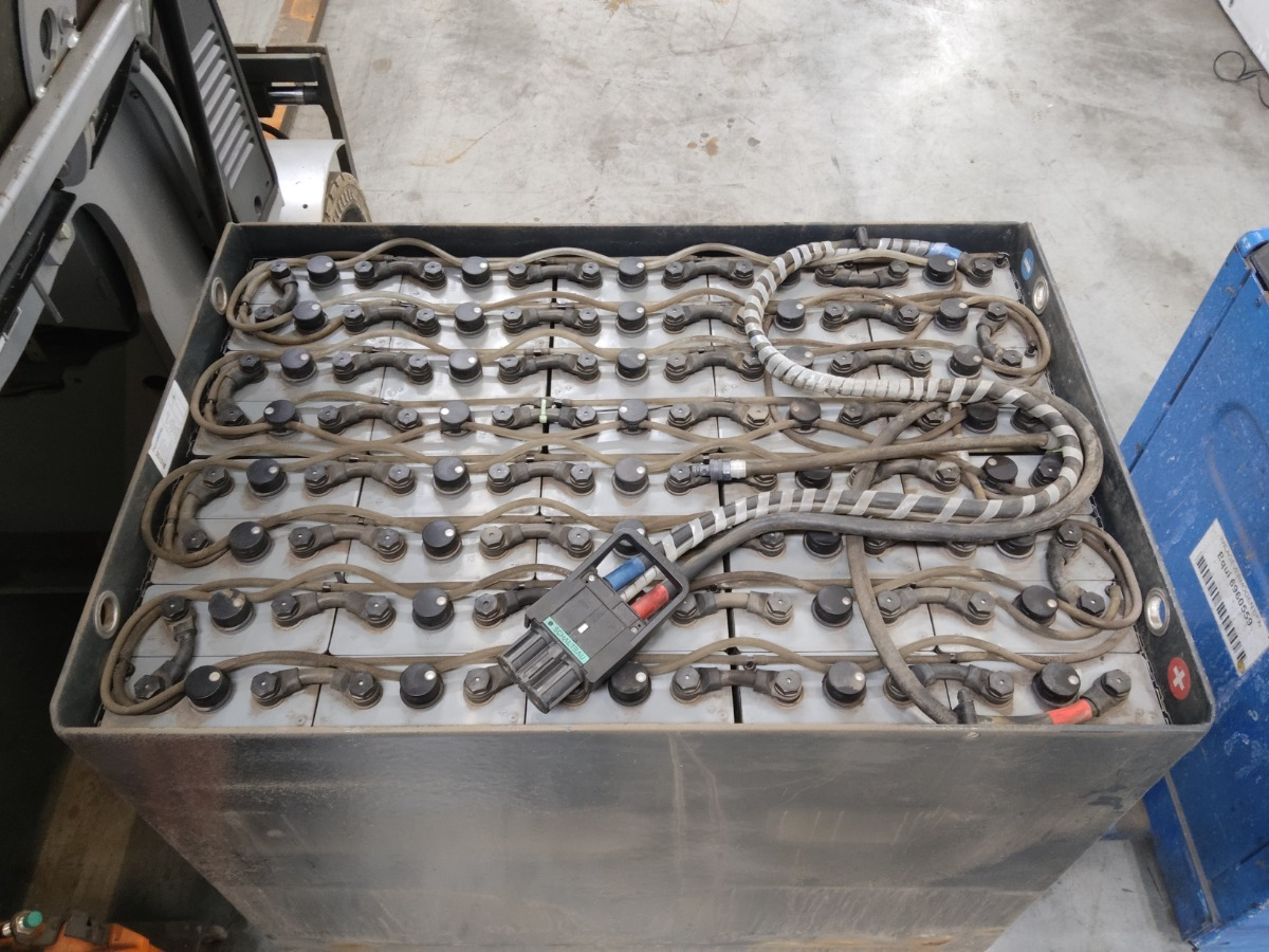 Still RX60-30 - Carretilla elevadora eléctrica: foto 4 Still RX60-30 - Carretilla elevadora eléctrica: foto 4