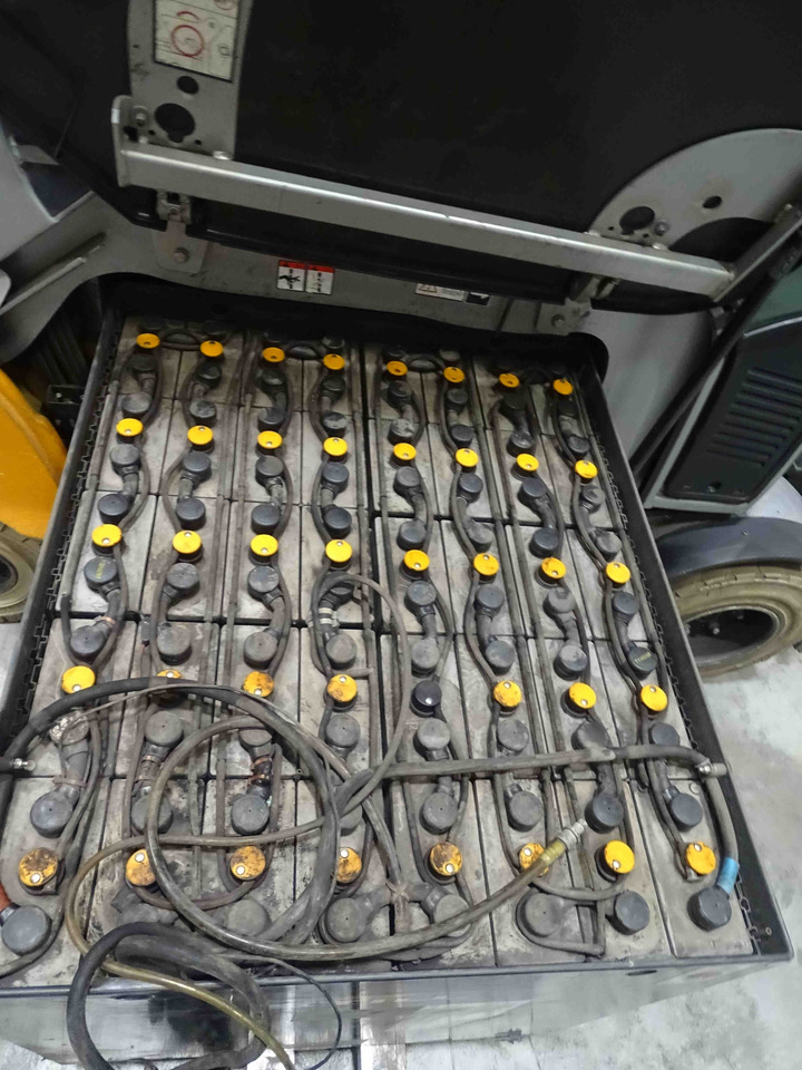 Still RX60-35 - Carretilla elevadora eléctrica: foto 4 Still RX60-35 - Carretilla elevadora eléctrica: foto 4