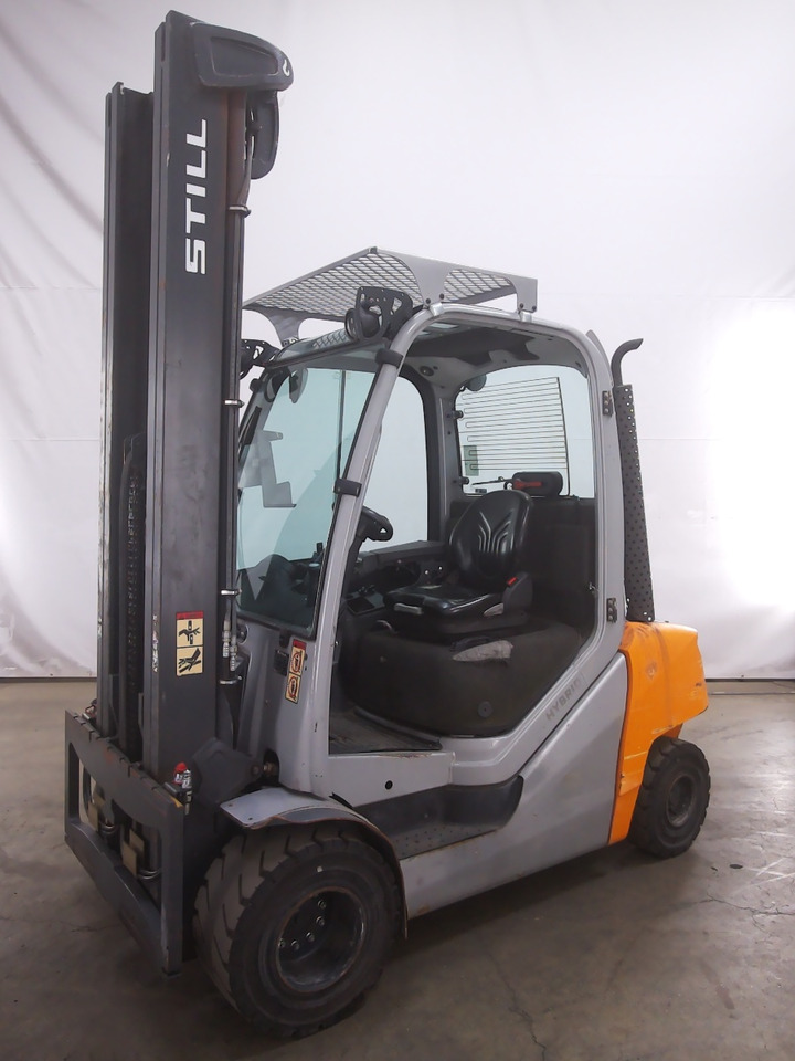 Carretilla elevadora diésel Still RX70-30H: foto 1