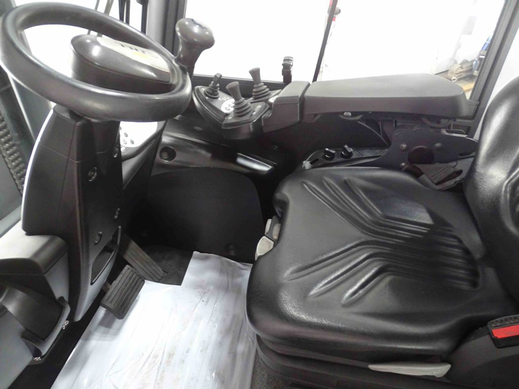 Still RX70-80/900 - Carretilla elevadora diésel: foto 3 Still RX70-80/900 - Carretilla elevadora diésel: foto 3