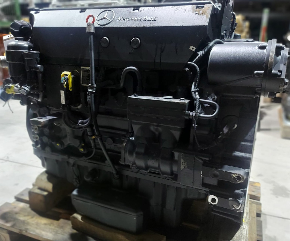 BELL B30E ADT OM926 Engine - Motor para Otros maquinaria: foto 5 BELL B30E ADT OM926 Engine - Motor para Otros maquinaria: foto 5