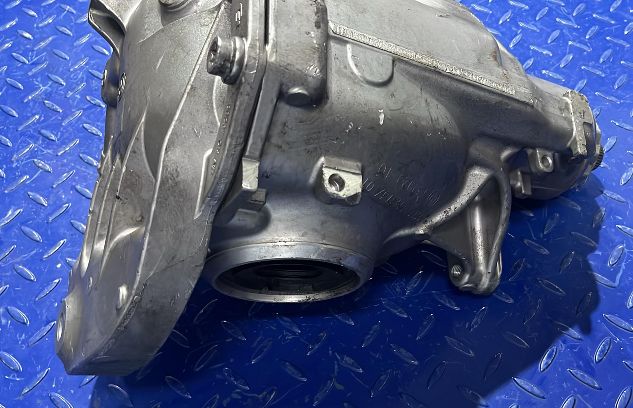 BMW Rear Differential xDrive 8643137-01 - Transmisión: foto 5 BMW Rear Differential xDrive 8643137-01 - Transmisión: foto 5