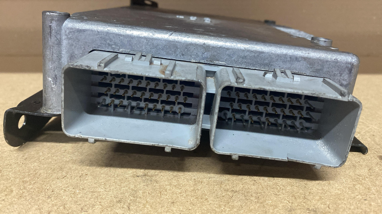 Chrysler ECU P05293112AH - Unidad de control: foto 1 Chrysler ECU P05293112AH - Unidad de control: foto 1