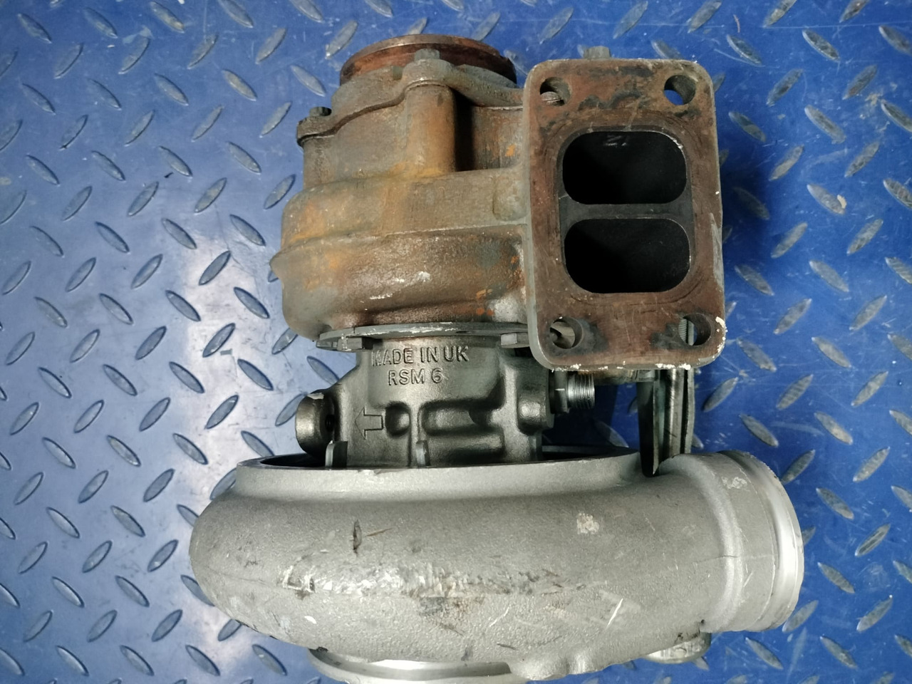 HOLSET 3767397-Holset HX35W - Turbocompresor para Camión: foto 1 HOLSET 3767397-Holset HX35W - Turbocompresor para Camión: foto 1