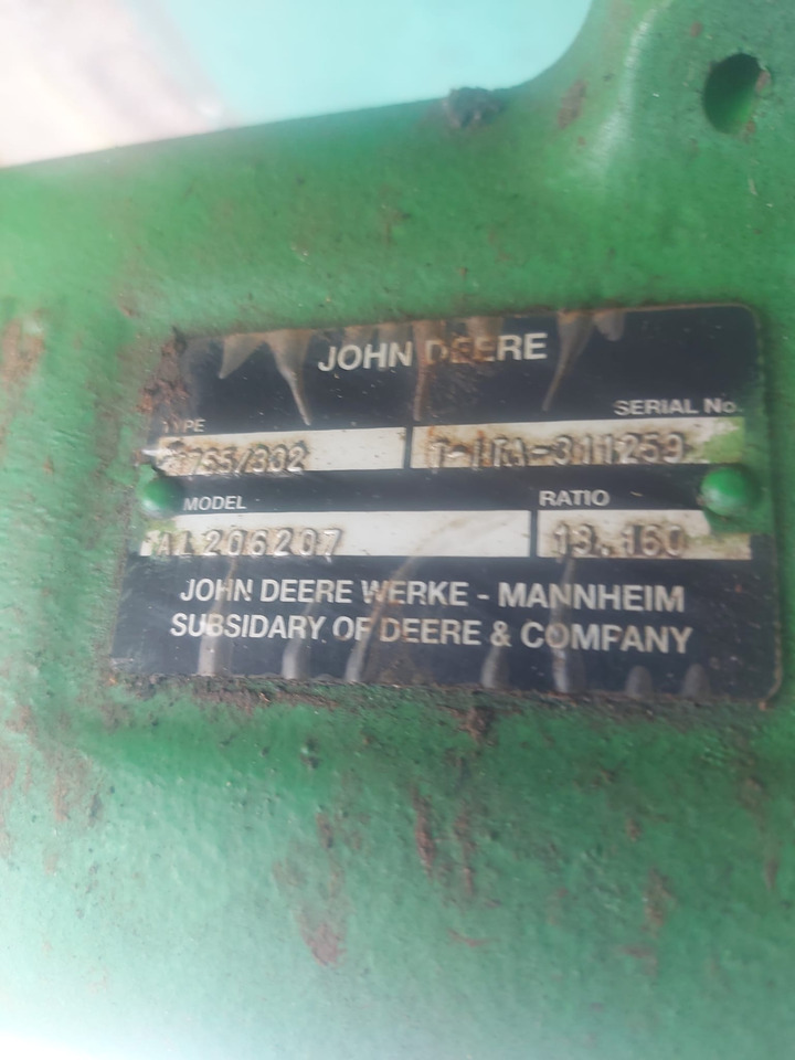 JOHN DEERE Front Axle AL206207: MFWD - Eje delantero para Tractor: foto 1 JOHN DEERE Front Axle AL206207: MFWD - Eje delantero para Tractor: foto 1